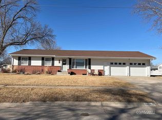 210 Cedar St, Oneill, NE 68763