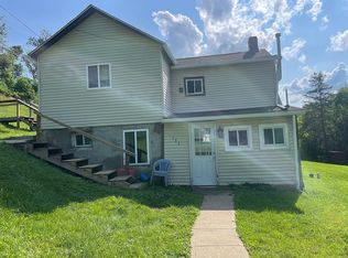 137 Railroad St, Mc Donald, PA 15057