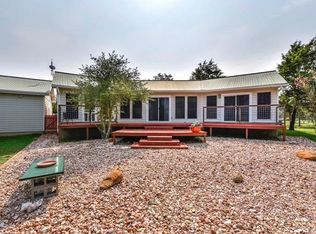 355 Spotted Horse Trl, Dale, TX 78616