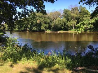 3921 W County Line Rd APT 10, Brown Deer, WI 53209