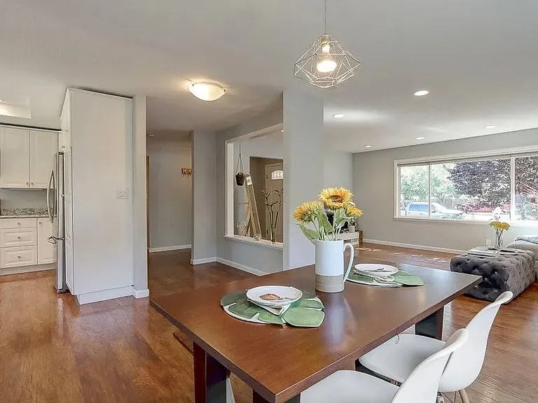 1312 Morrill Ave — Photo 8