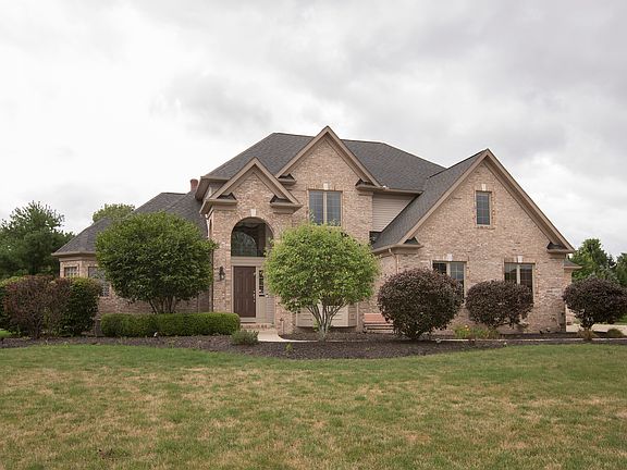 2nd image of 24827 River Glen Dr