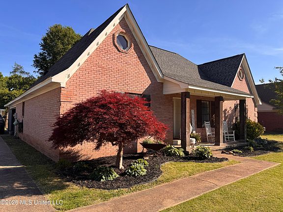 2nd image of 6585 Green Glen Dr