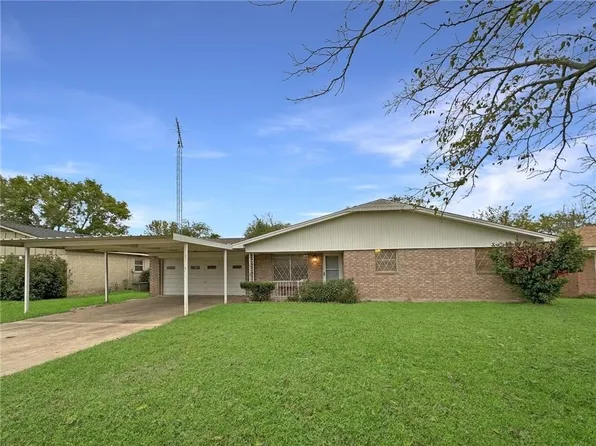 105 Oakland Dr, Waco, TX 76705