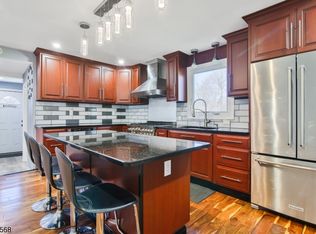 375 Rutgers Ave, Hamilton, NJ 08619