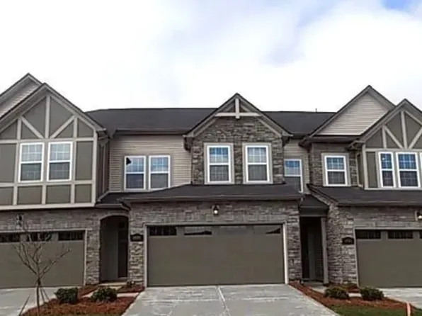 5633 Garrow Glen Rd, Charlotte, NC 28278