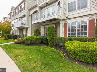 245 Rosebay Ct, Delran, NJ 08075