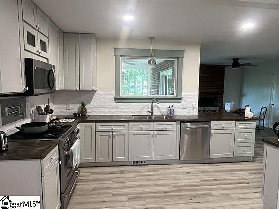 5th image of 309 Lamar Ave