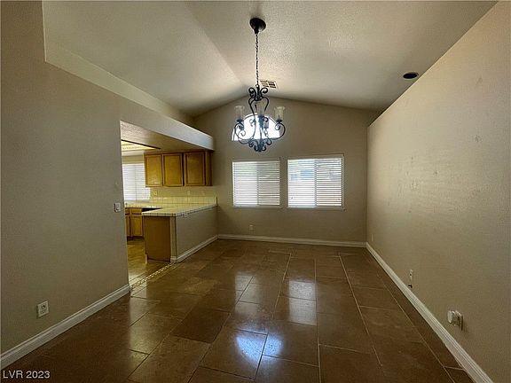 3rd image of 4613 Plano Dr
