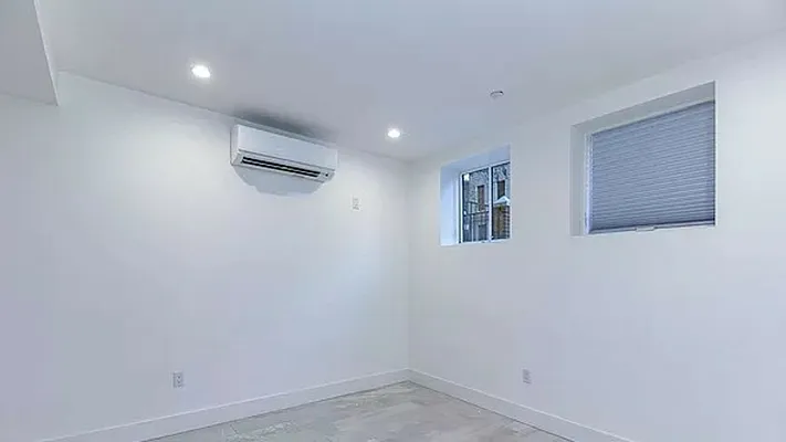 Rented by Nooklyn NYC LLC | media 26