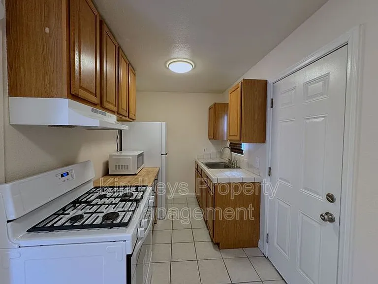 5042 Muir Ave — Photo 6