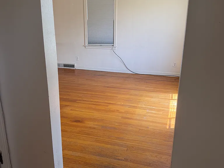 3227 Wayne St #2 — Photo 5