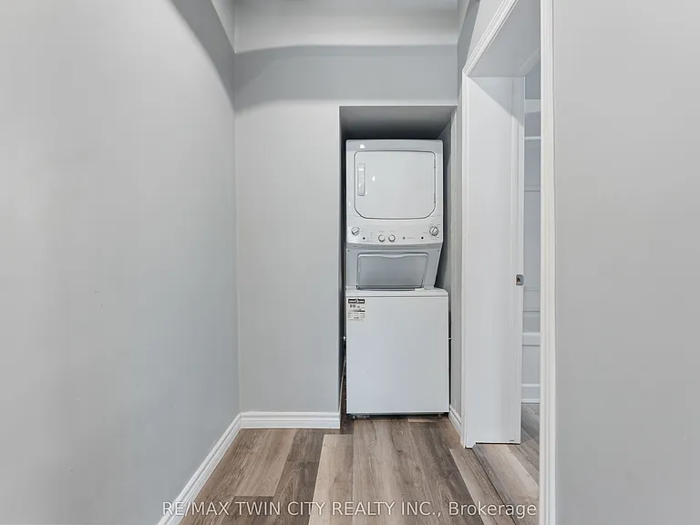 140 N Superior St — Photo 11