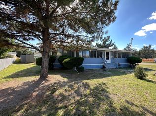 18212 S Pioneer Ave, Peeples Valley, AZ 86332
