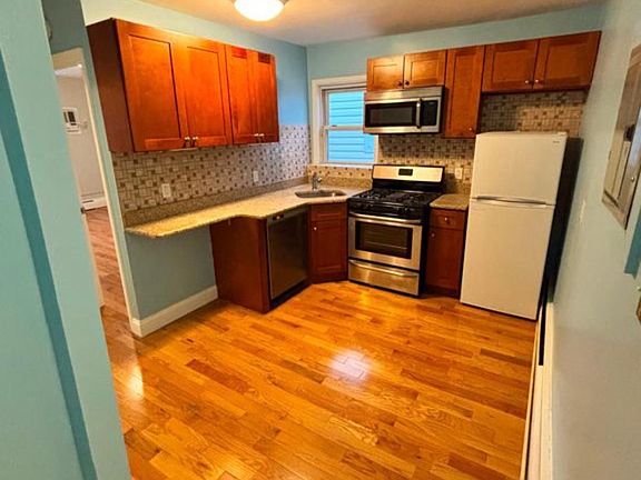 2nd image of 6151 Borden Ave Floor 2