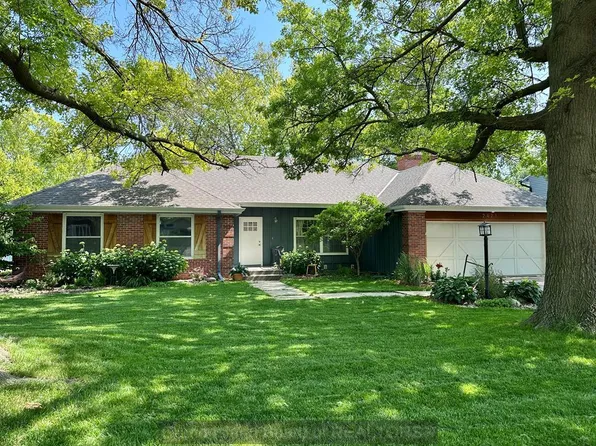 2423 W Anna St, Grand Island, NE 68803