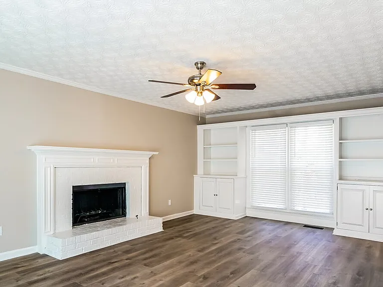 2156 Shillings Chase Dr — Photo 5