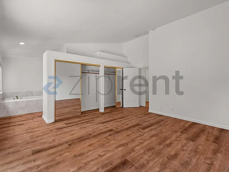 1425 Country Manor Dr — Photo 27