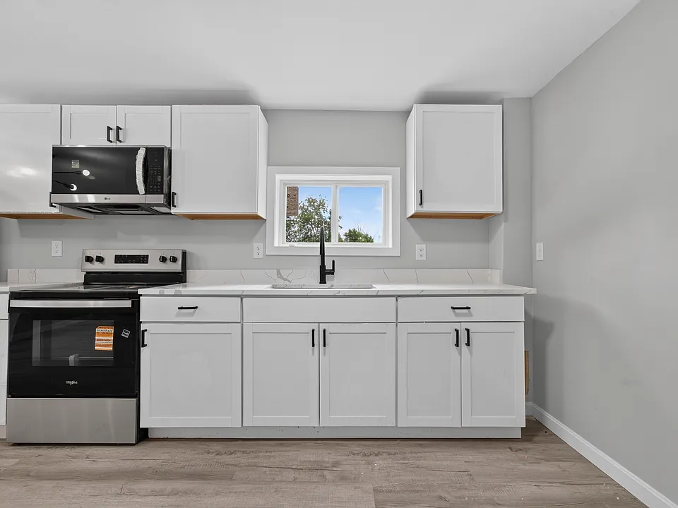 303 W Main St #3