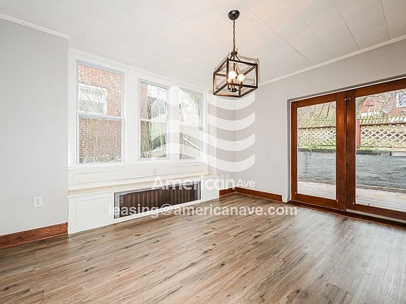 5-Dining Room