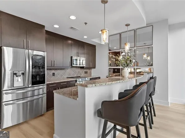1080 Peachtree St NE Unit 807, Atlanta, GA 30309
