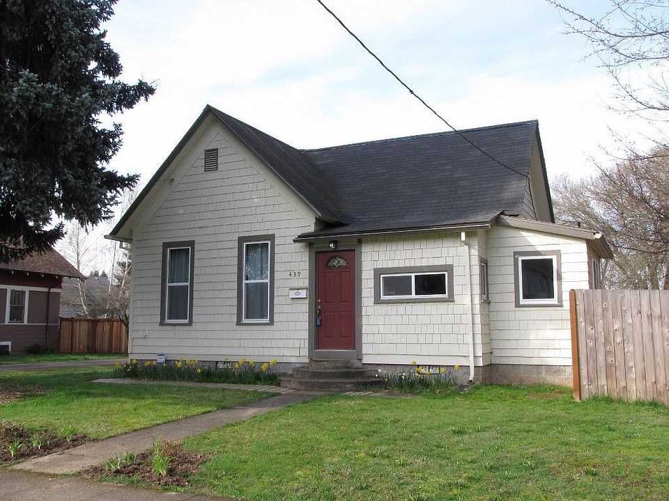 1st image of 439 NE 2nd Ave