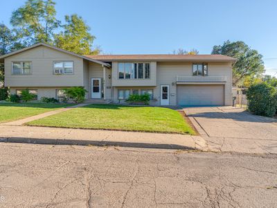 501 7th St NW, Mandan, ND, 58554
