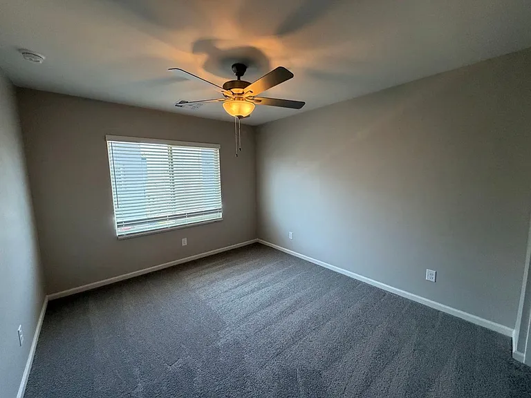 733 E Commonwealth Ave #9 — Photo 14