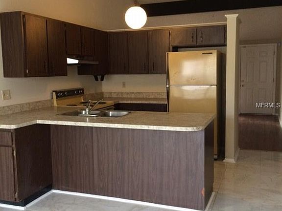 3rd image of 8307 Carmel Pl