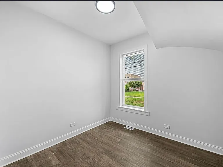 7912 S Ada St #1 — Photo 10
