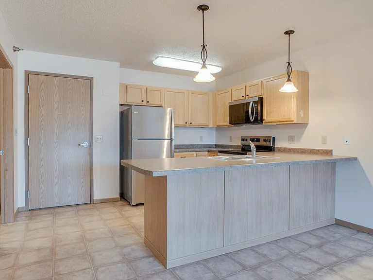 315 Main Ave — Photo 1