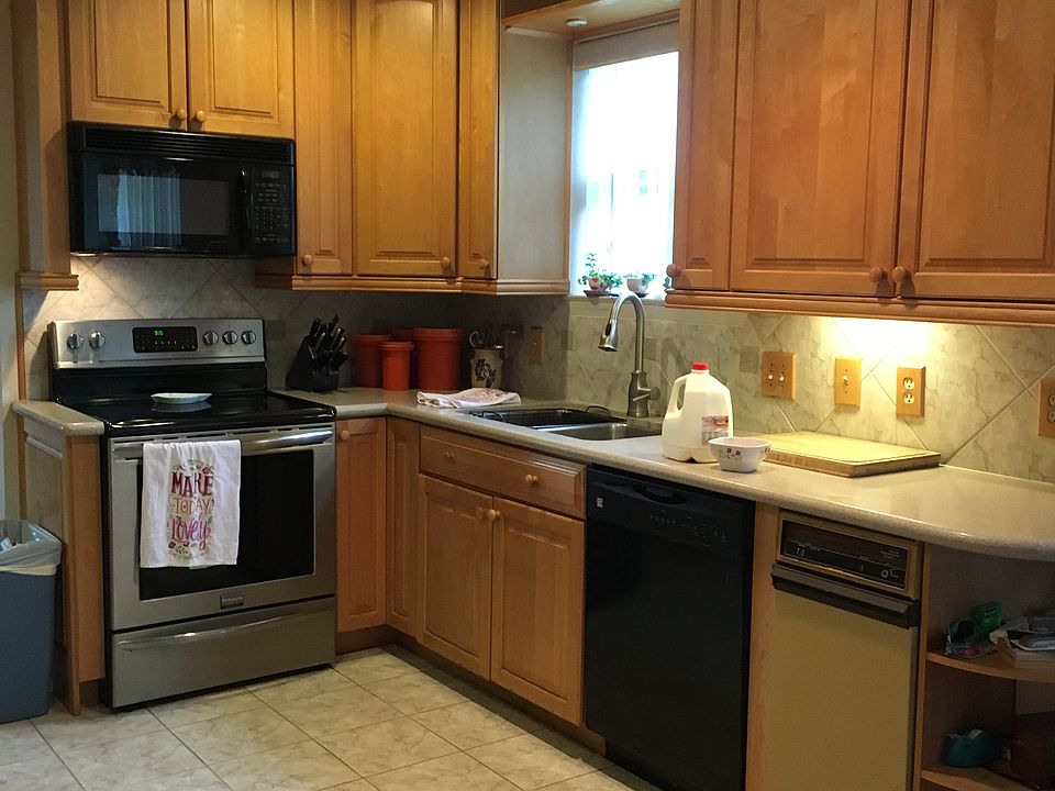 1st image of 11906 Dorrance Ln