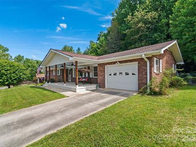 121 Auburn Park Dr, Waynesville, NC, 28786