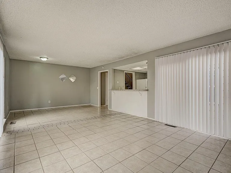 3817 Bradfred Dr #3817 — Photo 4