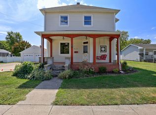 312 E Springfield Rd, Arcola, IL 61910