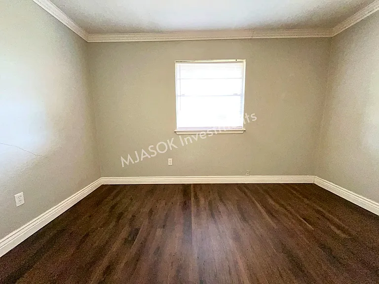 2709 NW Hilltop Dr — Photo 11