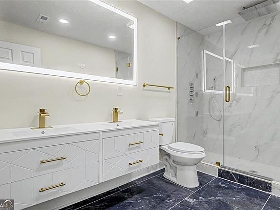 5th image of 2447 Omaha Rd SW