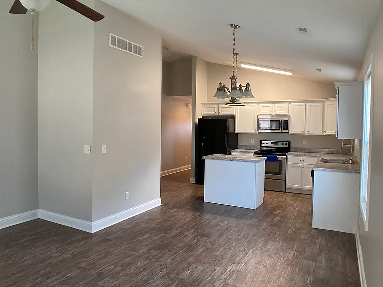 103 Wabash Dr — Photo 5