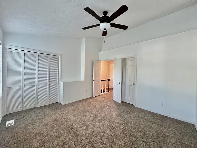 601 Wedgewood Way — Photo 12