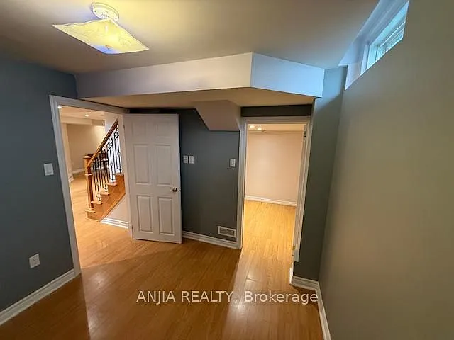 17 Ambercroft St — Photo 16