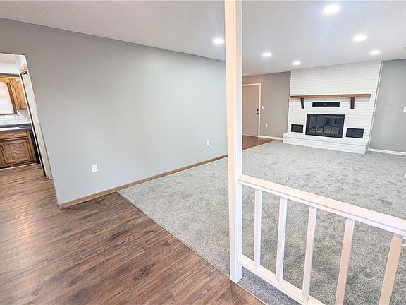 5th image of 201 W Hospital Rd