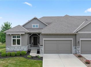 19409 W 100th St, Lenexa, KS 66220