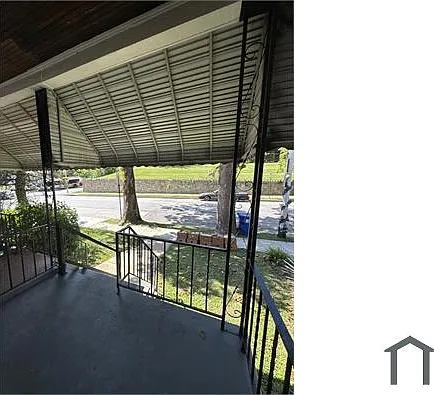 2211 N Pulaski St — Photo 8