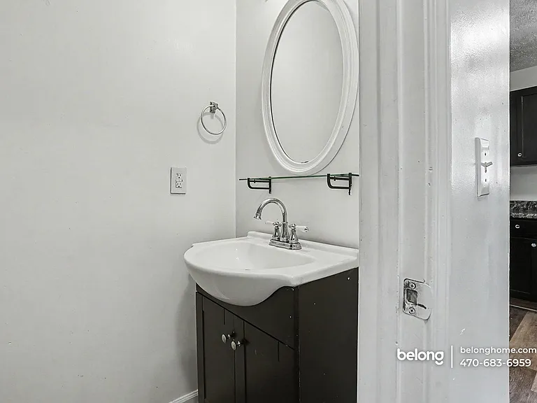 5599 Windfall Ln — Photo 14
