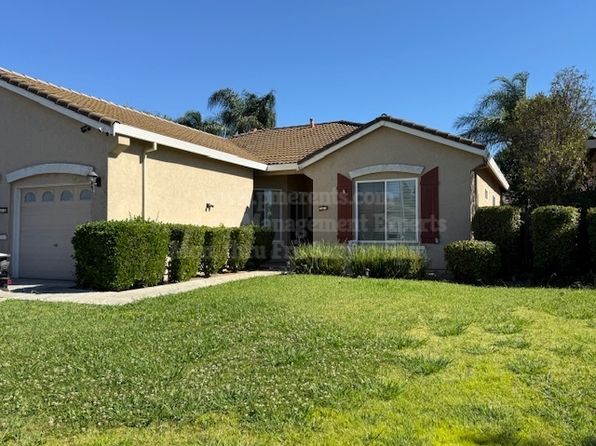 3420 Tenaya Ln