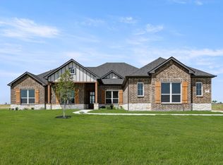 270 Maci Dr, Waxahachie, TX 75167