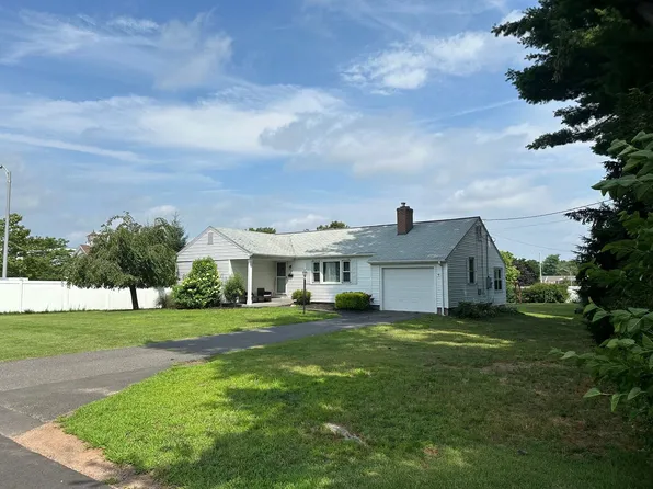 25 Medford St, Glastonbury, CT 06033