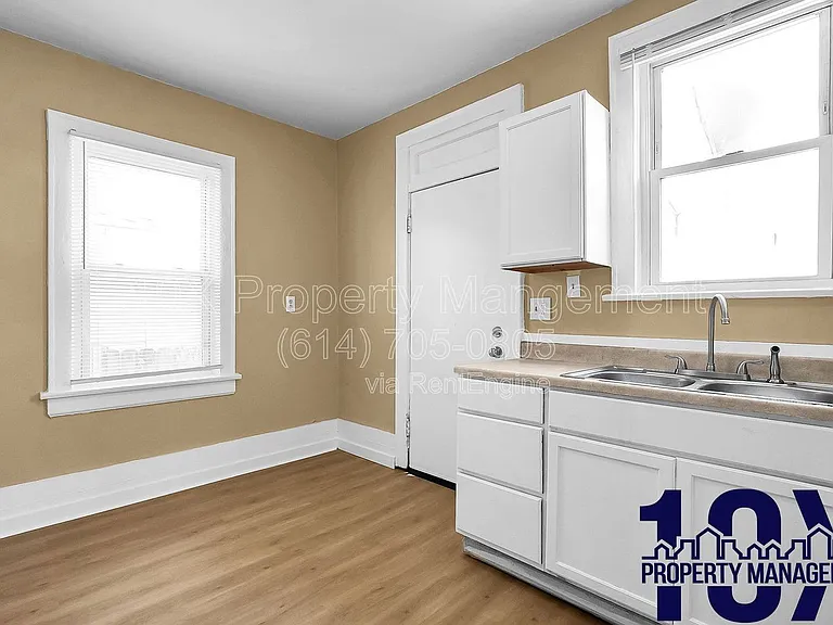 2545 Sullivant Ave — Photo 10