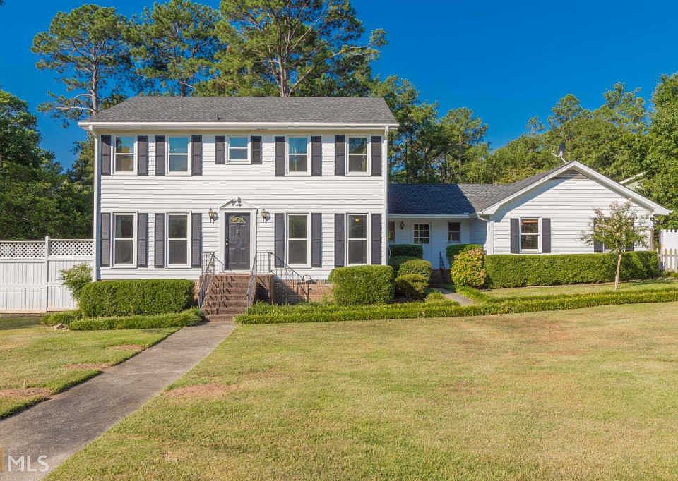 1st image of 3293 Colony Dr SE