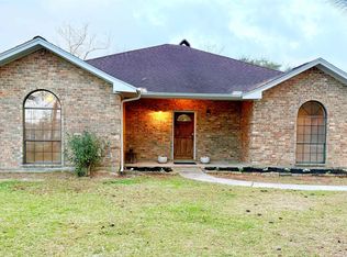 1221 Bear Path Dr, Orange, TX 77632